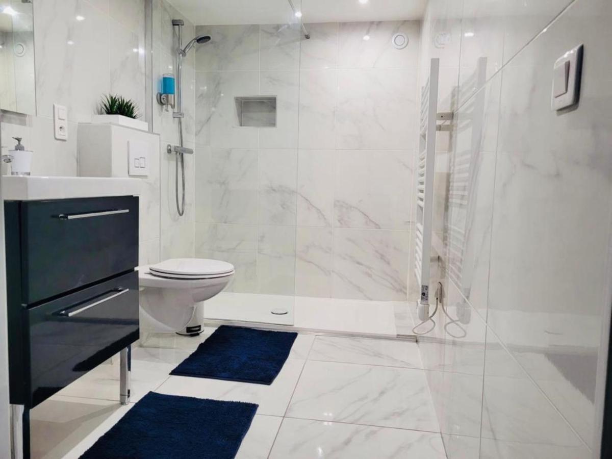 100M2 2 Chambres 8 Personnes - Grand Parking Et Terrasse Privee - Proche Cdg-Parc Expositions-Paris-Asterix-Disney Villepinte  Eksteriør bilde